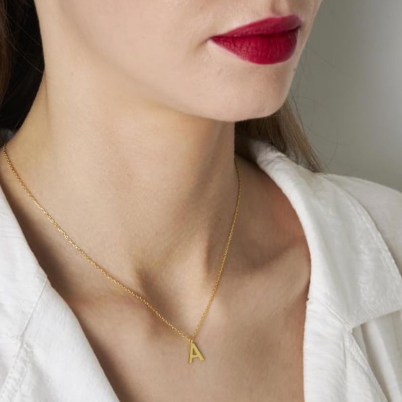 Collier Initiale Doré Style Intemporel Ava
